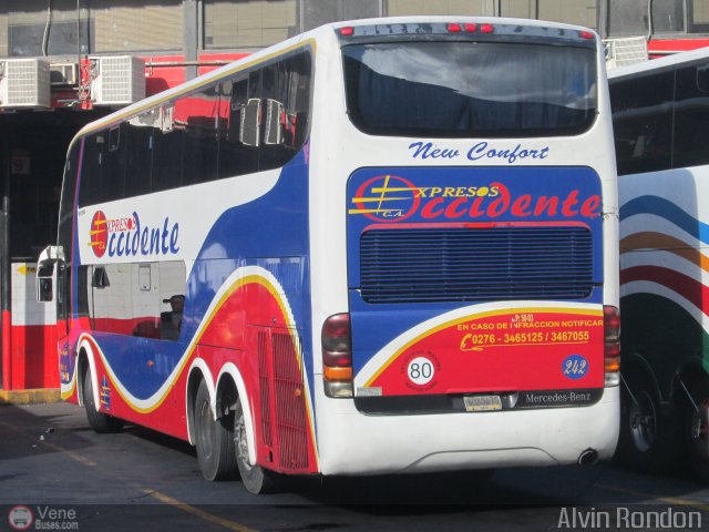 Expresos Occidente 242 por Alvin Rond�n