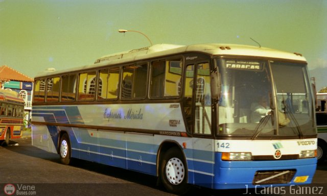 Expresos M�rida 0142 por Pablo Acevedo