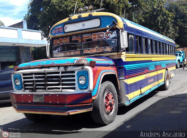 Transporte Arvelo 34 por Andrs Ascanio