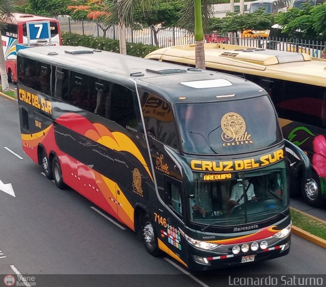 Transportes Cruz del Sur S.A.C. 7146 por Leonardo Saturno