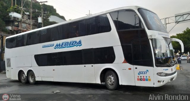 Expresos M�rida 0237 por Alvin Rond�n