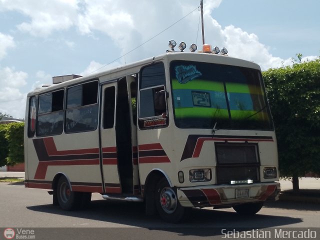 ZU - U.C. Barrio La Polar 804 por Sebasti�n Mercado