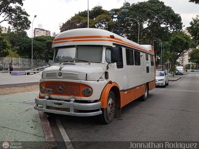 Particular o Desconocido CARACAS por Jonnathan Rodr�guez