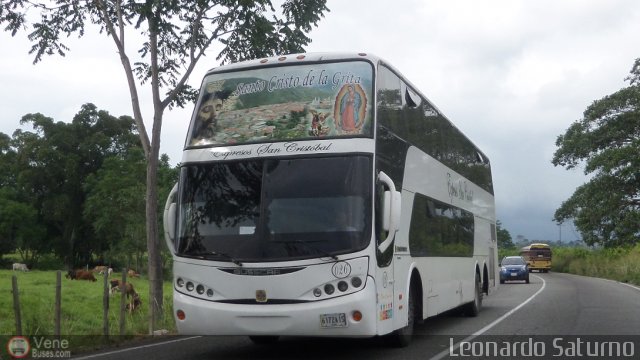 Expresos San Crist�bal 026 por Leonardo Saturno