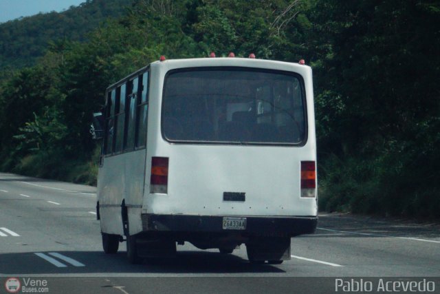 Particular o Desconocido 2001 por Pablo Acevedo