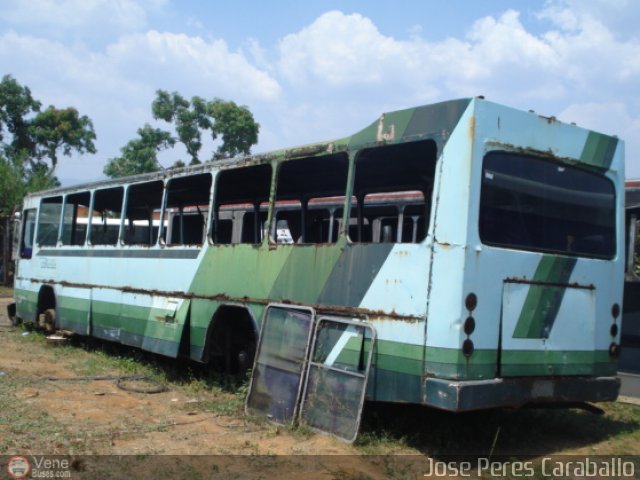 En Chiveras Abandonados Recuperaci�n 08 por Alejandro Curvelo