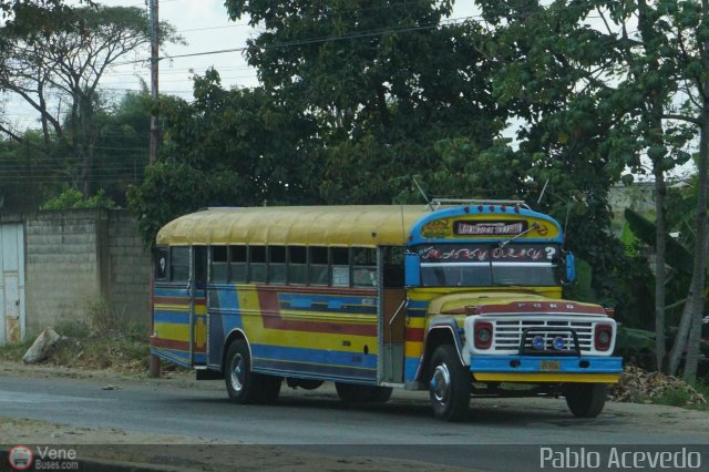 CA - Autobuses de Tocuyito Libertador 90 por Pablo Acevedo