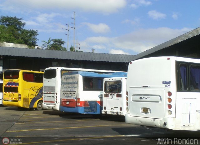 Garajes Paradas y Terminales Caracas por Alvin Rondn