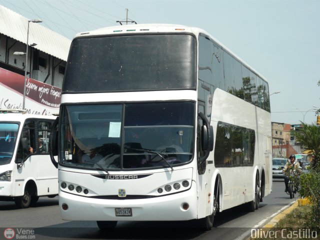 Particular o Desconocido oc105 por Oliver Castillo