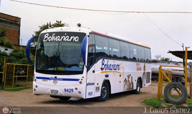 Expreso Bolivariano 9429 por Pablo Acevedo