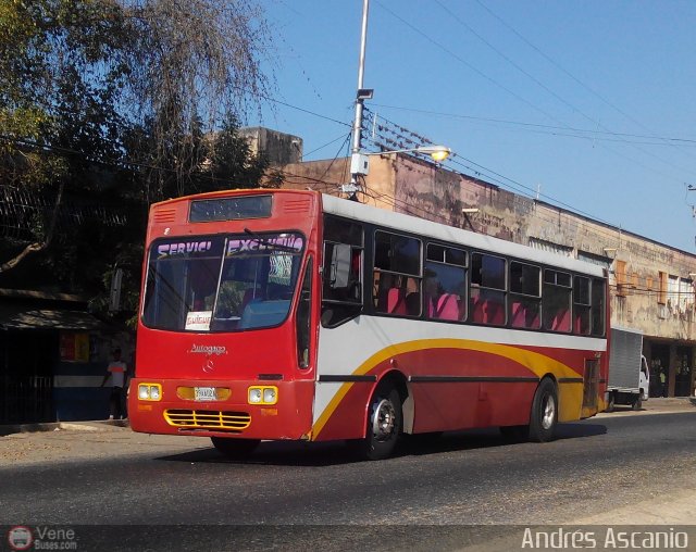 Cooperativa Carlos Arvelo 11 por Andrs Ascanio