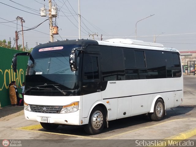 Expresos J�uregui 174 por Sebasti�n Mercado