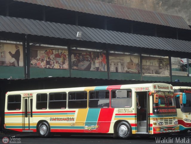 Cooperativa Canaima 50 por Waldir Mata