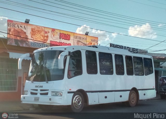 Particular o Desconocido 0101 por Miguel Pino