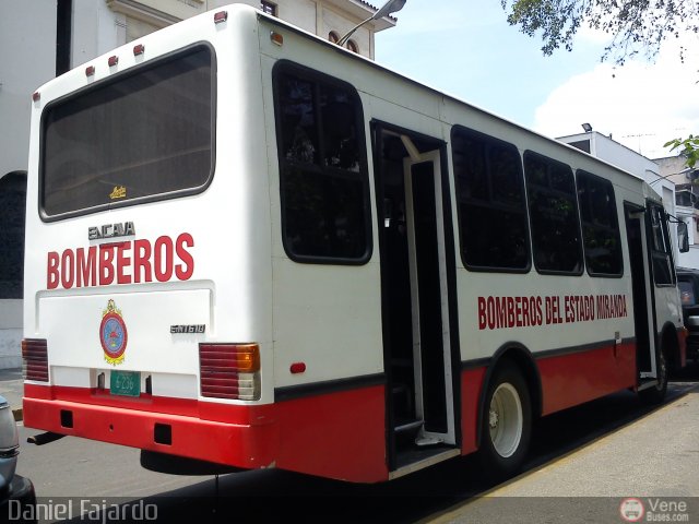 Uso Oficial Bomberos Edo. Miranda  por Daniel Fajardo