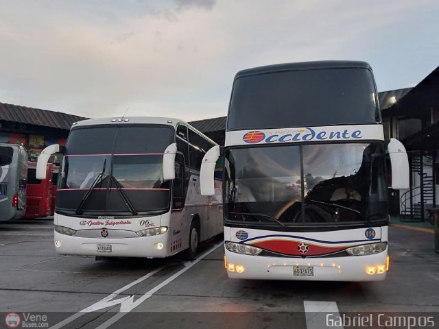 Garajes Paradas y Terminales Caracas por Gabriel Campos