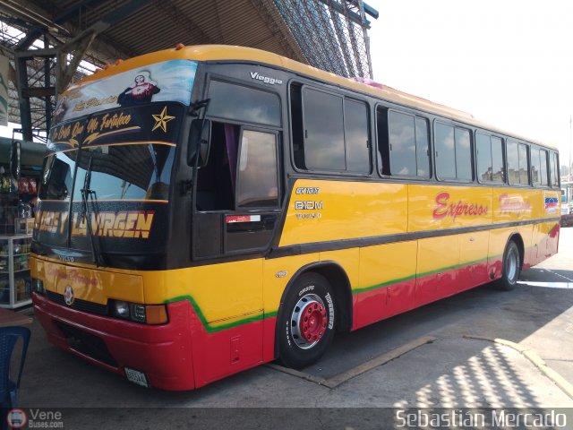 Expresos Horizonte 33 por Sebastián Mercado