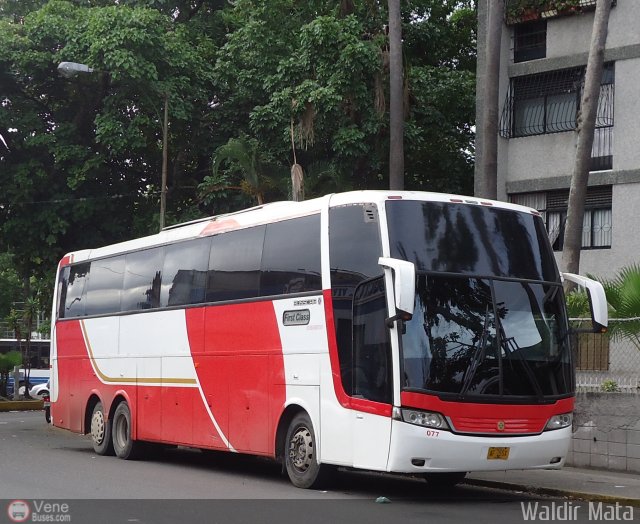 Cruceros Oriente Sur 077 por Waldir Mata