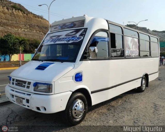 VA - Uni�n Conductores Jos� Mar�a Vargas 700 por Gabriel Vergara