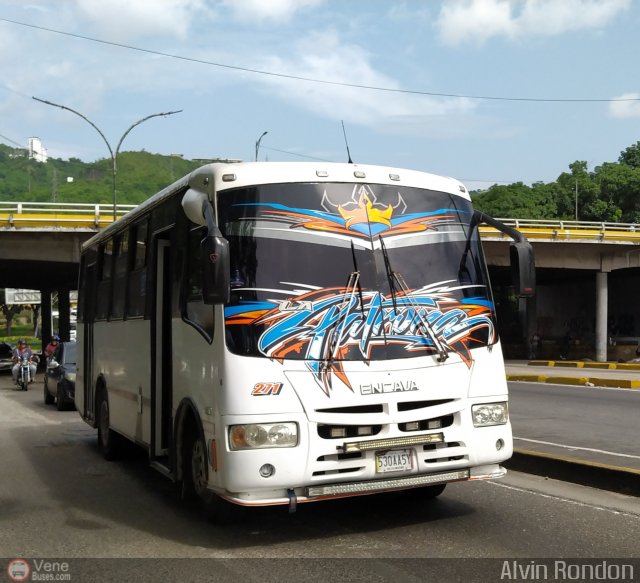 Organizaciones Unidas de C. Caracas - La Guaira 271 por Alvin Rond�n