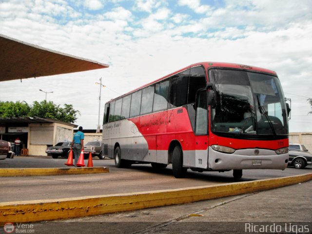 Cruceros Oriente Sur 111 por Ricardo Ugas