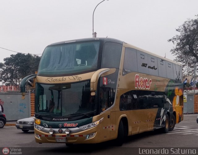 Transporte Flores Hermanos S.R.L 951 por Leonardo Saturno