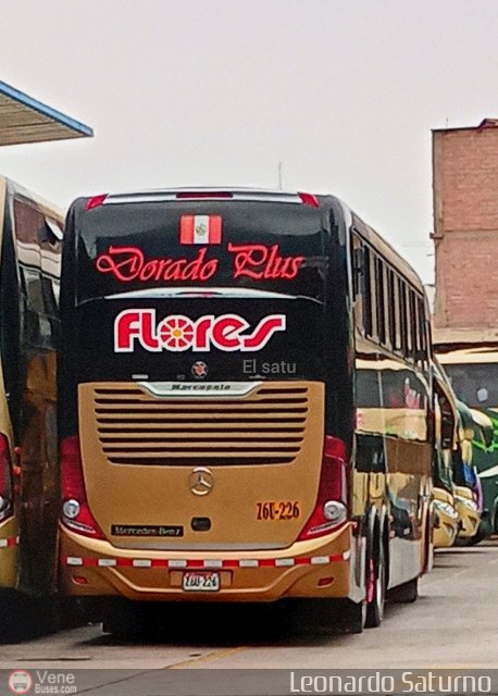 Transporte Flores Hermanos S.R.L 226 por Leonardo Saturno