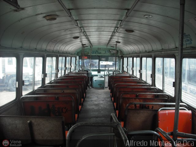 Transporte El Llanito 12 por Alfredo Montes de Oca