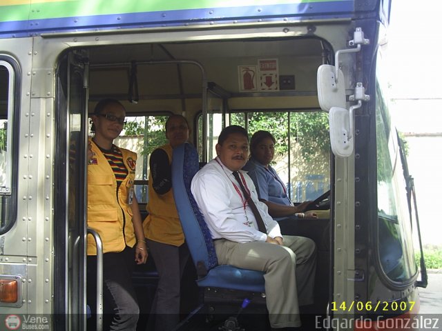 Profesionales del Transporte de Pasajeros Conductores por Edgardo Gonzlez