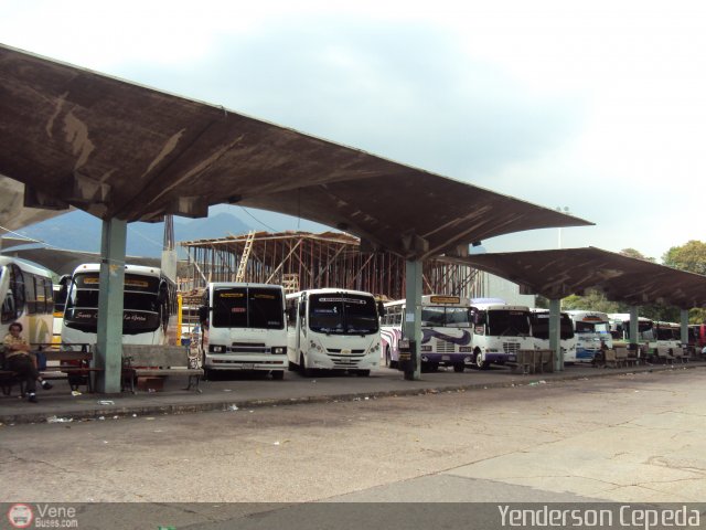 Garajes Paradas y Terminales San-Cristobal por Yenderson Cepeda