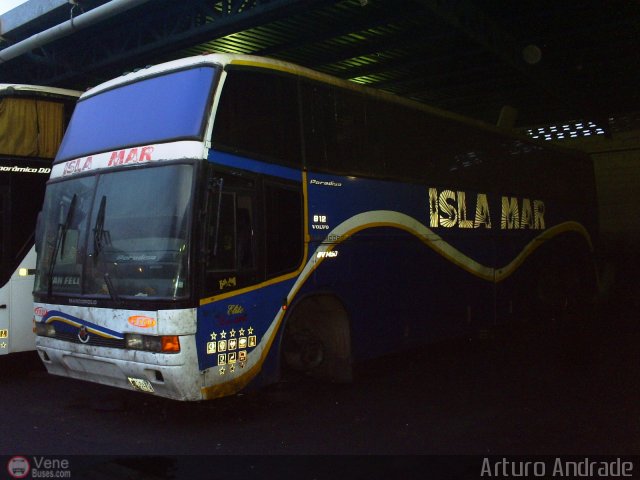 Expresos Isla Mar 0110 por Arturo Andrade
