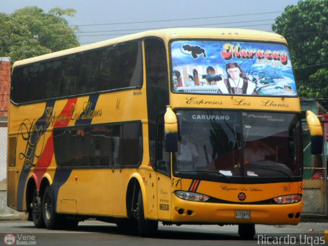 Expresos Los Llanos 041 por Ricardo Ugas