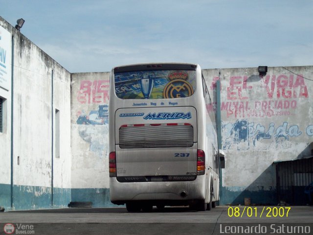 Expresos M�rida 0237 por Leonardo Saturno