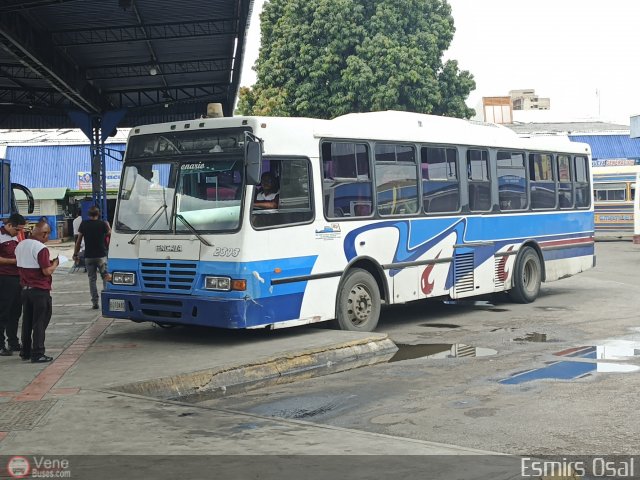 Uni�n de Conductores Unidos S.C. 2393 por Esmirs Osal