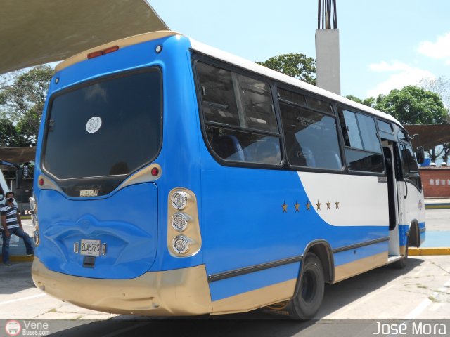 Expresos Continente C-30 por Jos� Mora