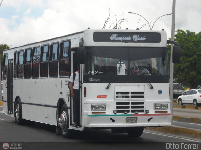 Transporte Unido 070 por Otto Ferrer