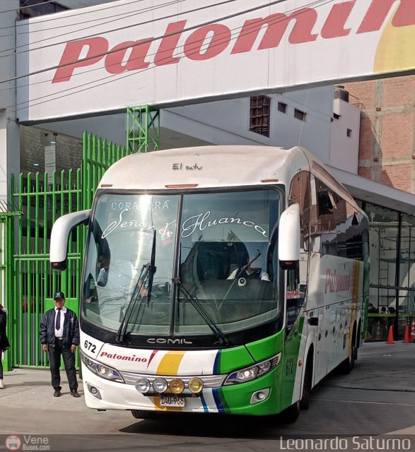 Expreso Internacional Palomino 672 por Leonardo Saturno