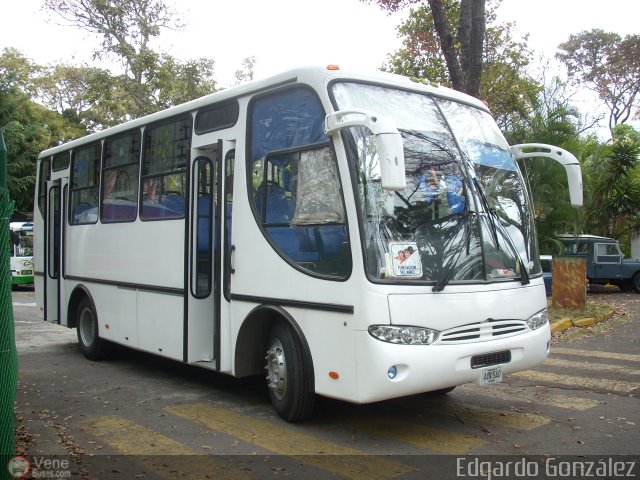 Uso Oficial FDN-YS-1009 por Edgardo Gonzlez