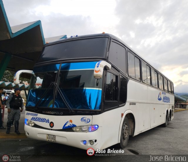 Expresos M�rida 0062 por Jos� Brice�o