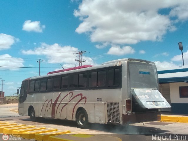 Expresos La Guayanesa 321 por Miguel Pino