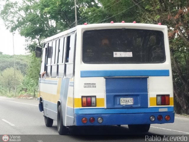 Particular o Desconocido 966 por Pablo Acevedo