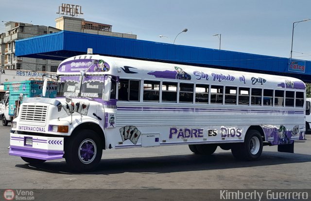 Transporte Colectivo Palo Negro 114 por Kimberly Guerrero