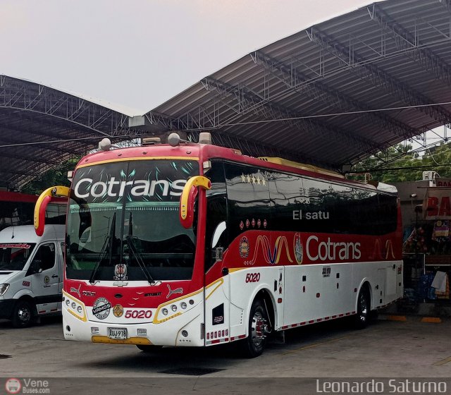 Cotrans 5020 por Leonardo Saturno