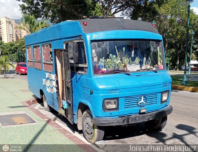 Particular o Desconocido CARACAS por Jonnathan Rodr�guez