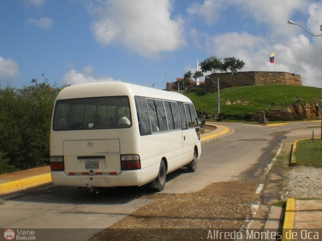 Kafiory Tours C.A Coaster por Alfredo Montes de Oca