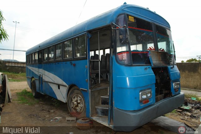 Particular o Transporte de Personal MV012 por Miguel Vidal