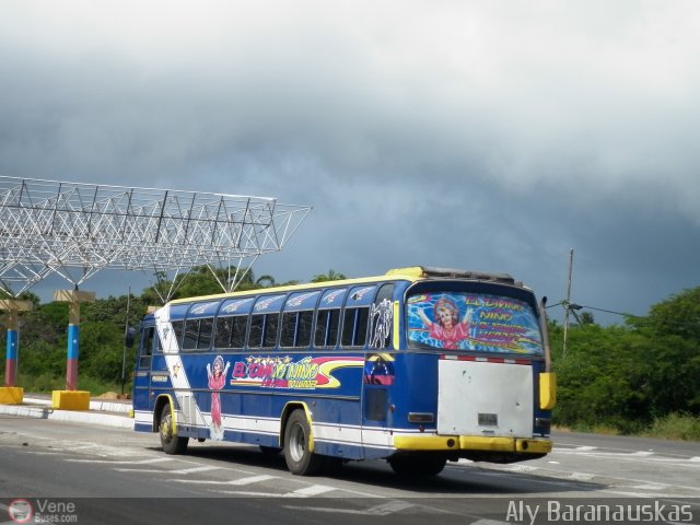 Autosirco 015 por Aly Baranauskas