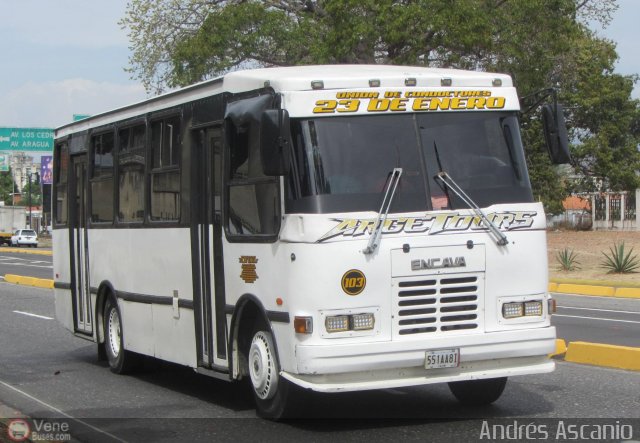 U.C. 23 de Enero 103 por Andr�s Ascanio