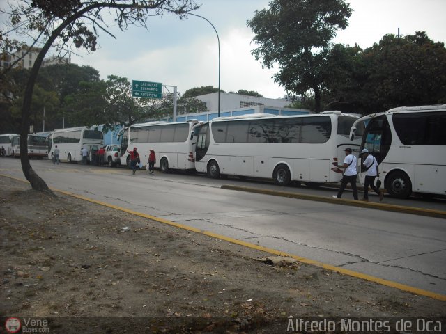 Garajes Paradas y Terminales Caracas por Alfredo Montes de Oca