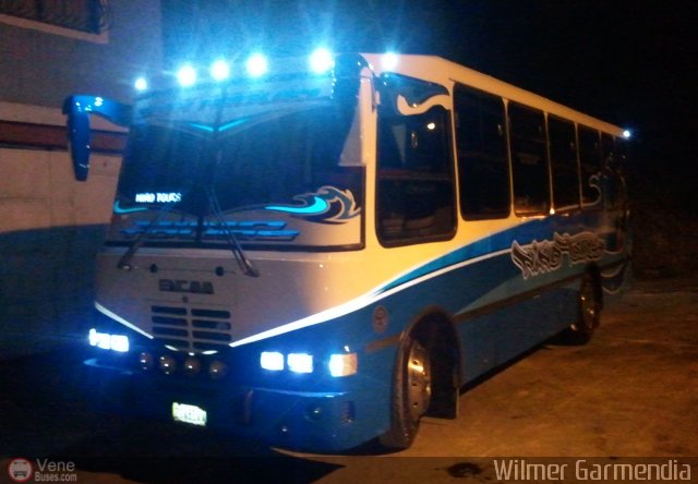 Organizaciones Unidas de C. Caracas - La Guaira 305 por Wilmer Garmendia